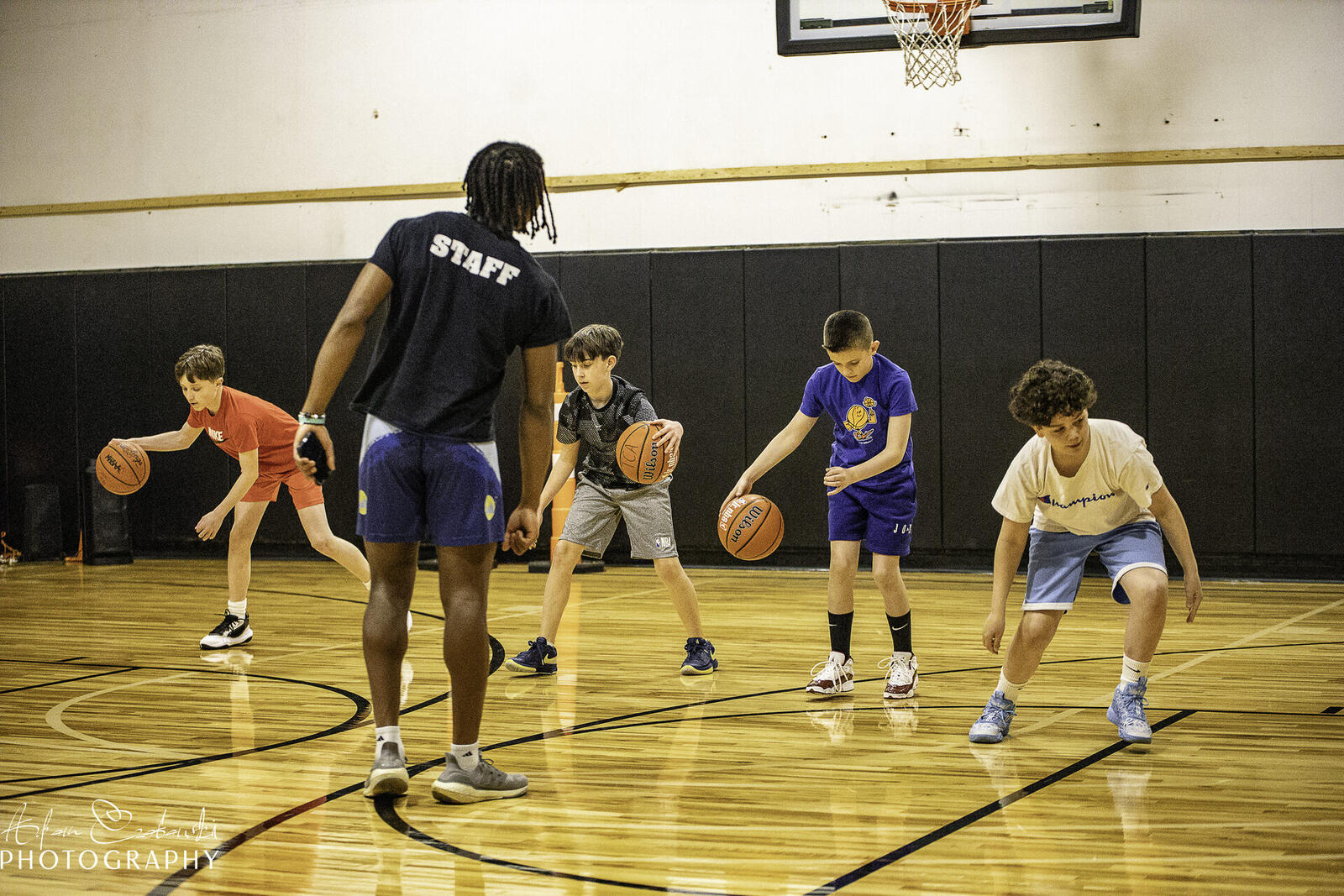 Trevor Smith coaching athletes